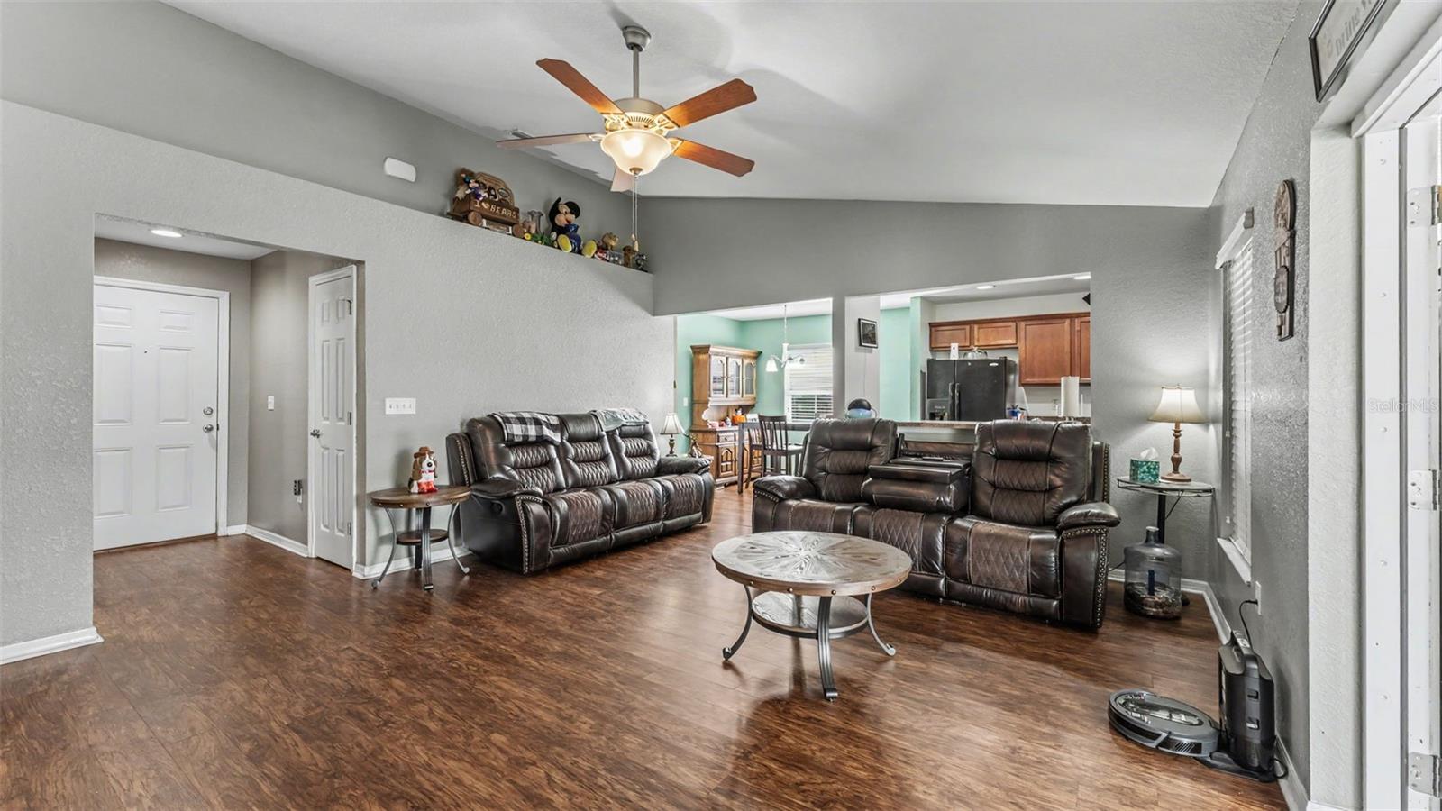 WINCHESTER ESTATES - Residential