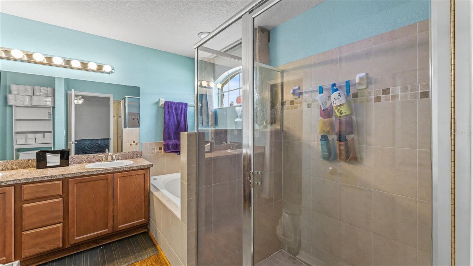 WINCHESTER ESTATES - Residential