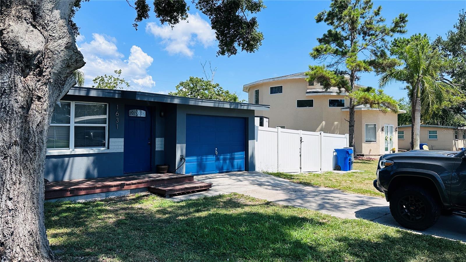 1631 ST MARY DRIVE