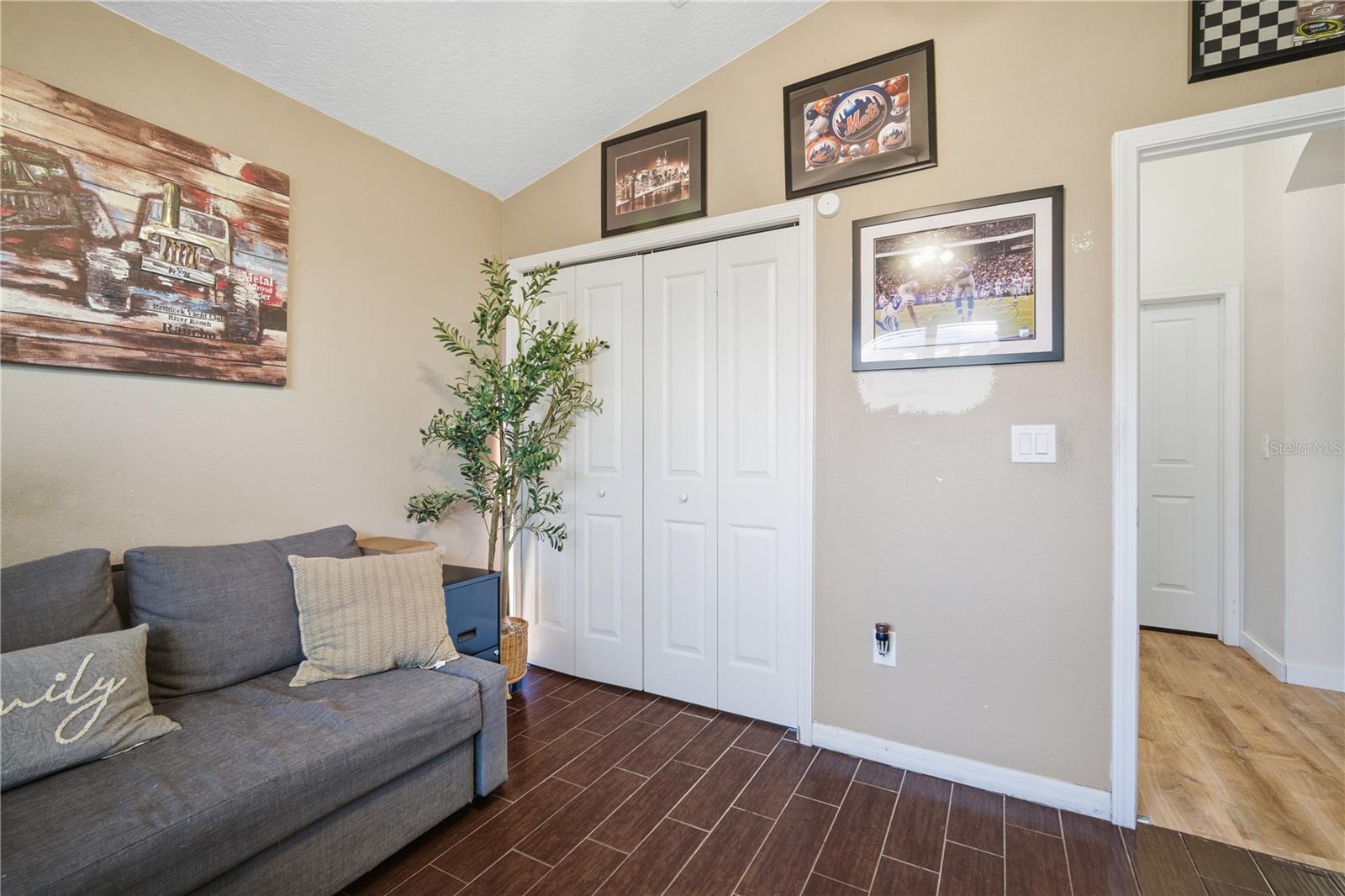 FISHHAWK RANCH PH 2 PRCL - Residential