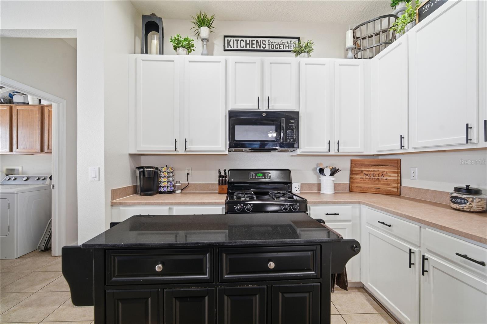 FISHHAWK RANCH PH 2 PRCL - Residential