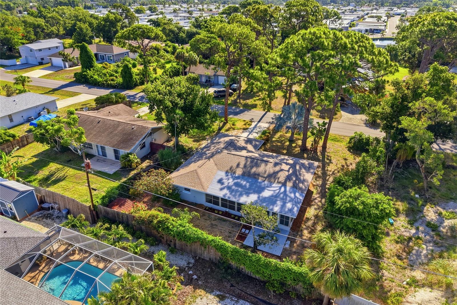 SOUTH VENICE - Residential