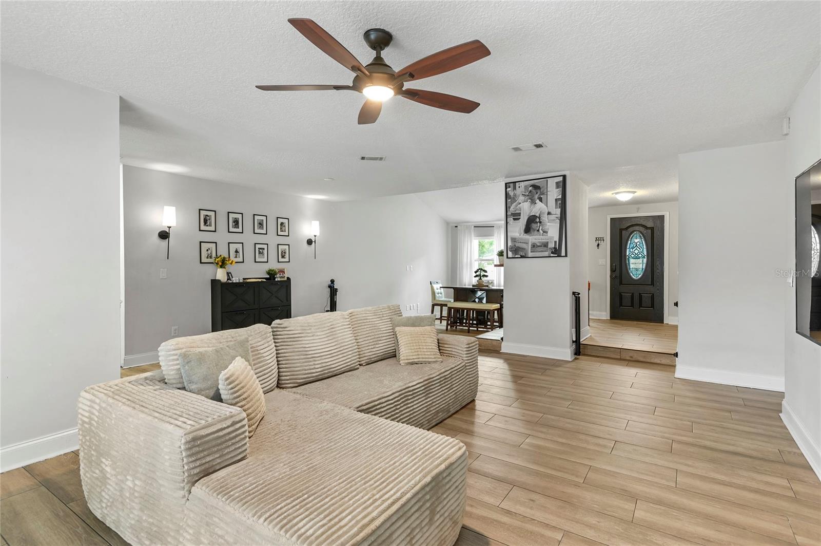 872 FALKIRK DRIVE