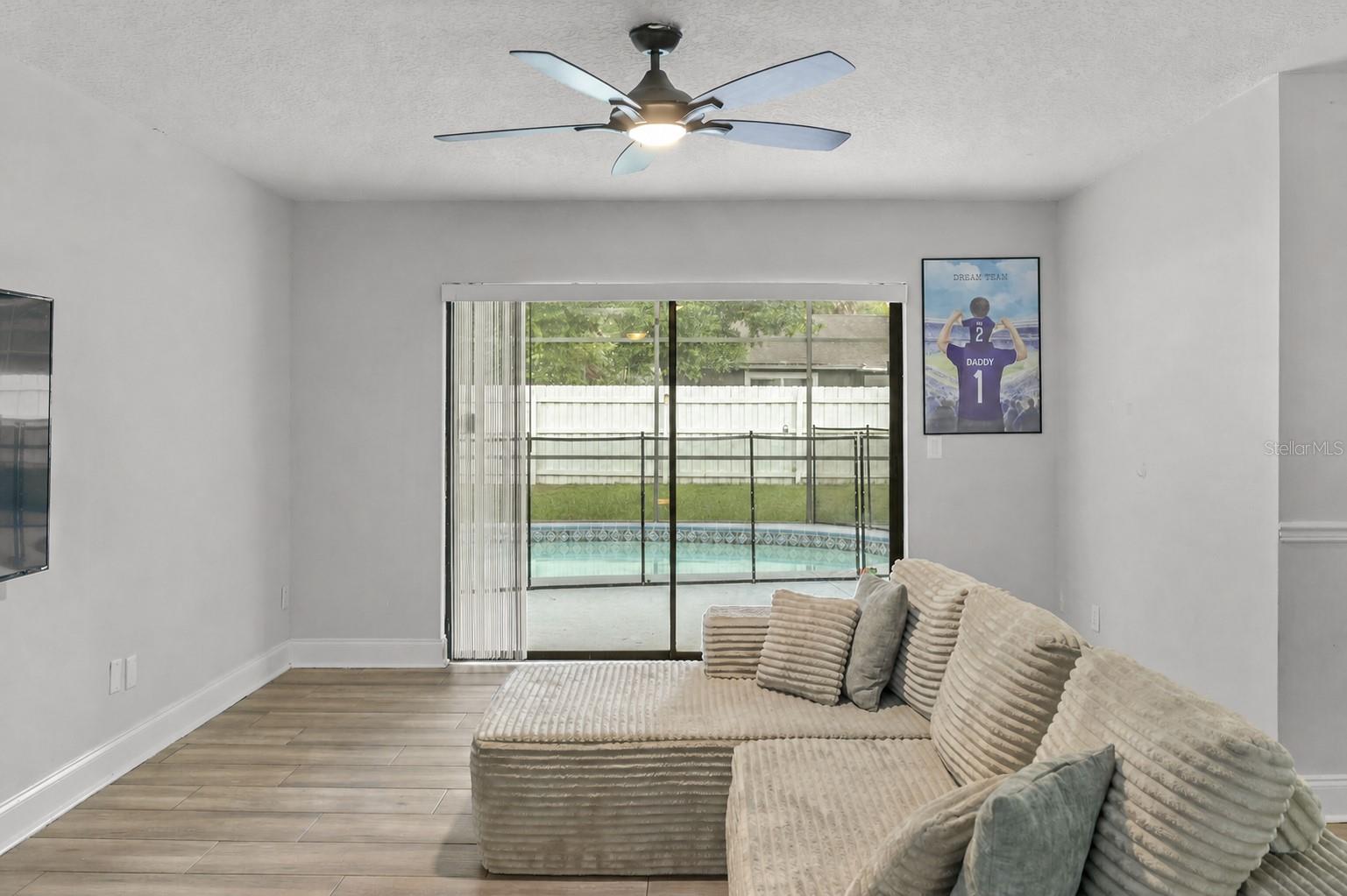 872 FALKIRK DRIVE