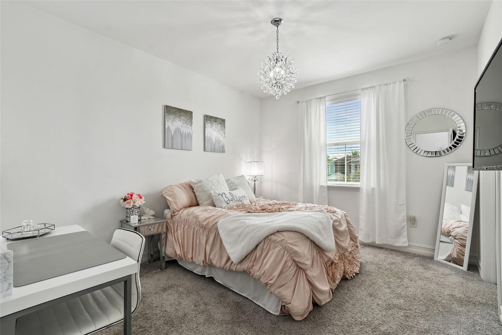 ESTANCIA - Residential