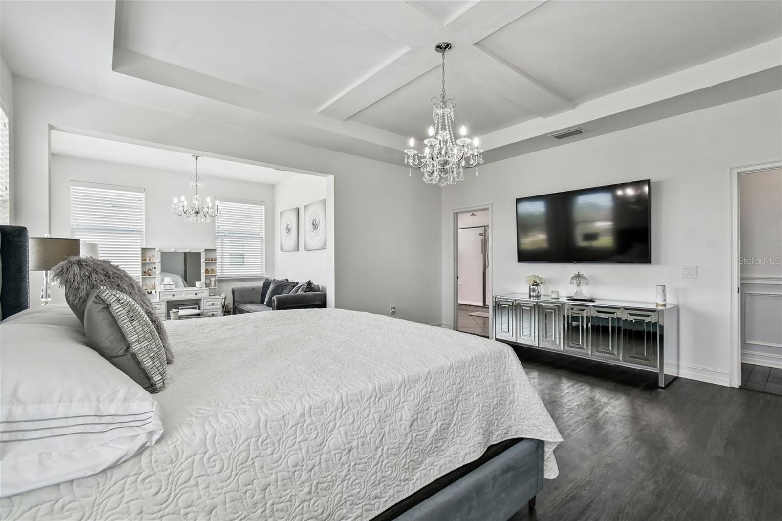 ESTANCIA - Residential