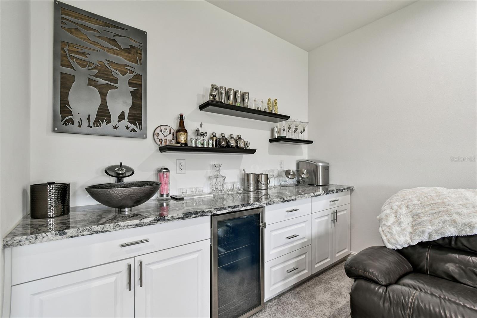 ESTANCIA - Residential