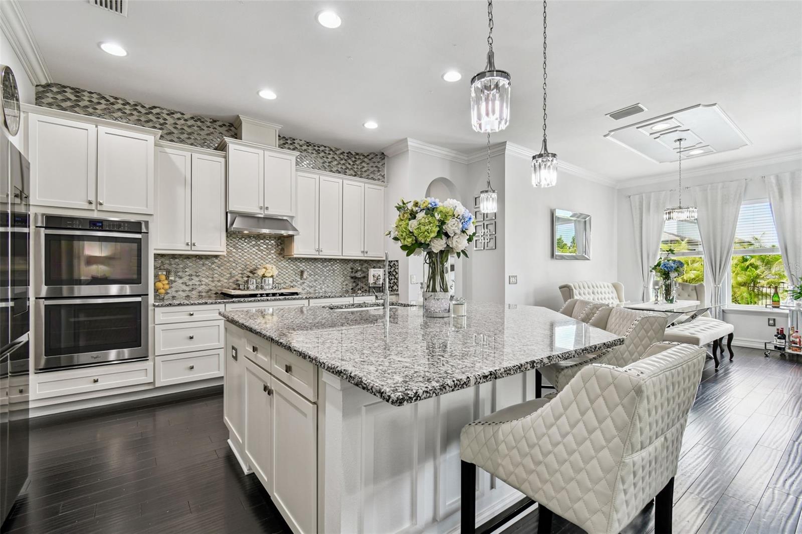 ESTANCIA - Residential
