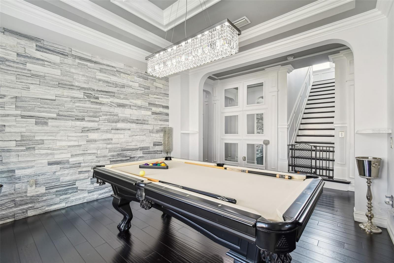 ESTANCIA - Residential
