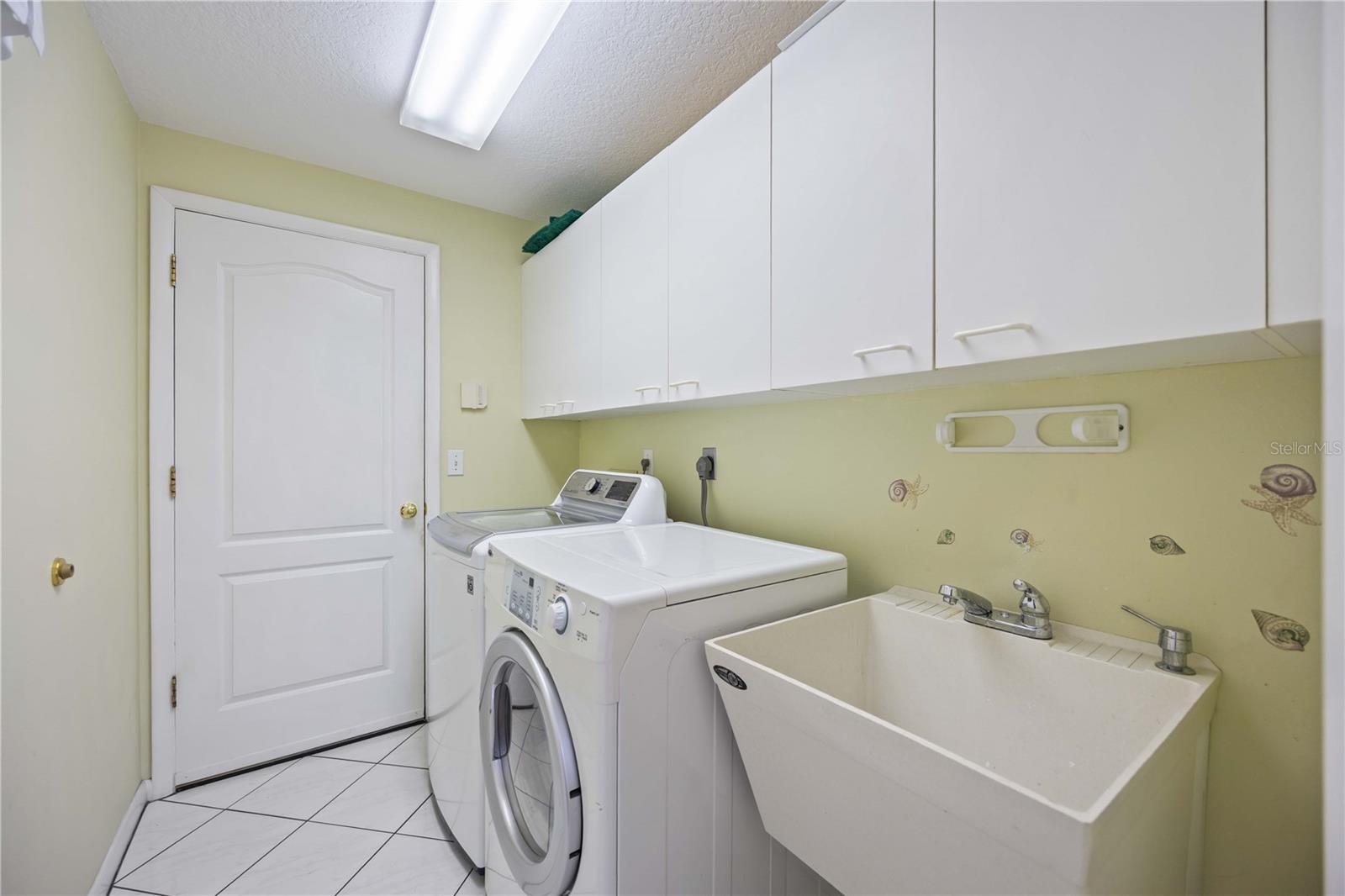 ARBOR OAKS SUB PH 2 - Residential