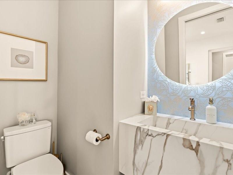 H VANWIES SUB - Residential