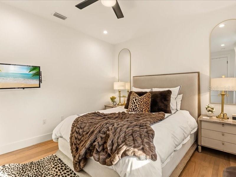 H VANWIES SUB - Residential