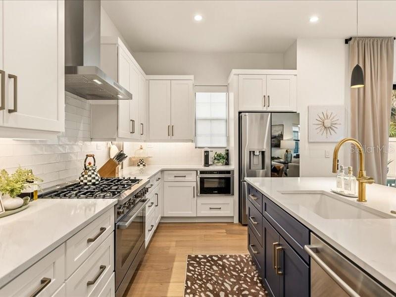 H VANWIES SUB - Residential