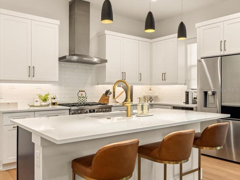 H VANWIES SUB - Residential