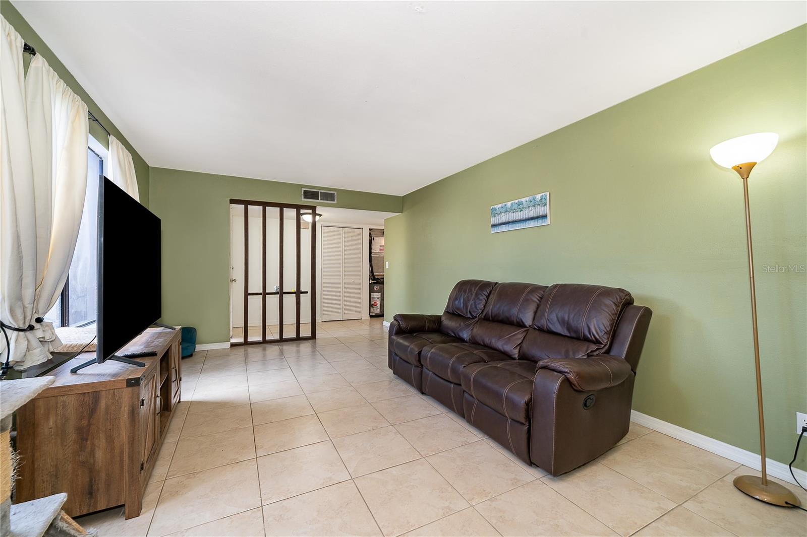 ORIENTA POINT CONDO 1 - Residential