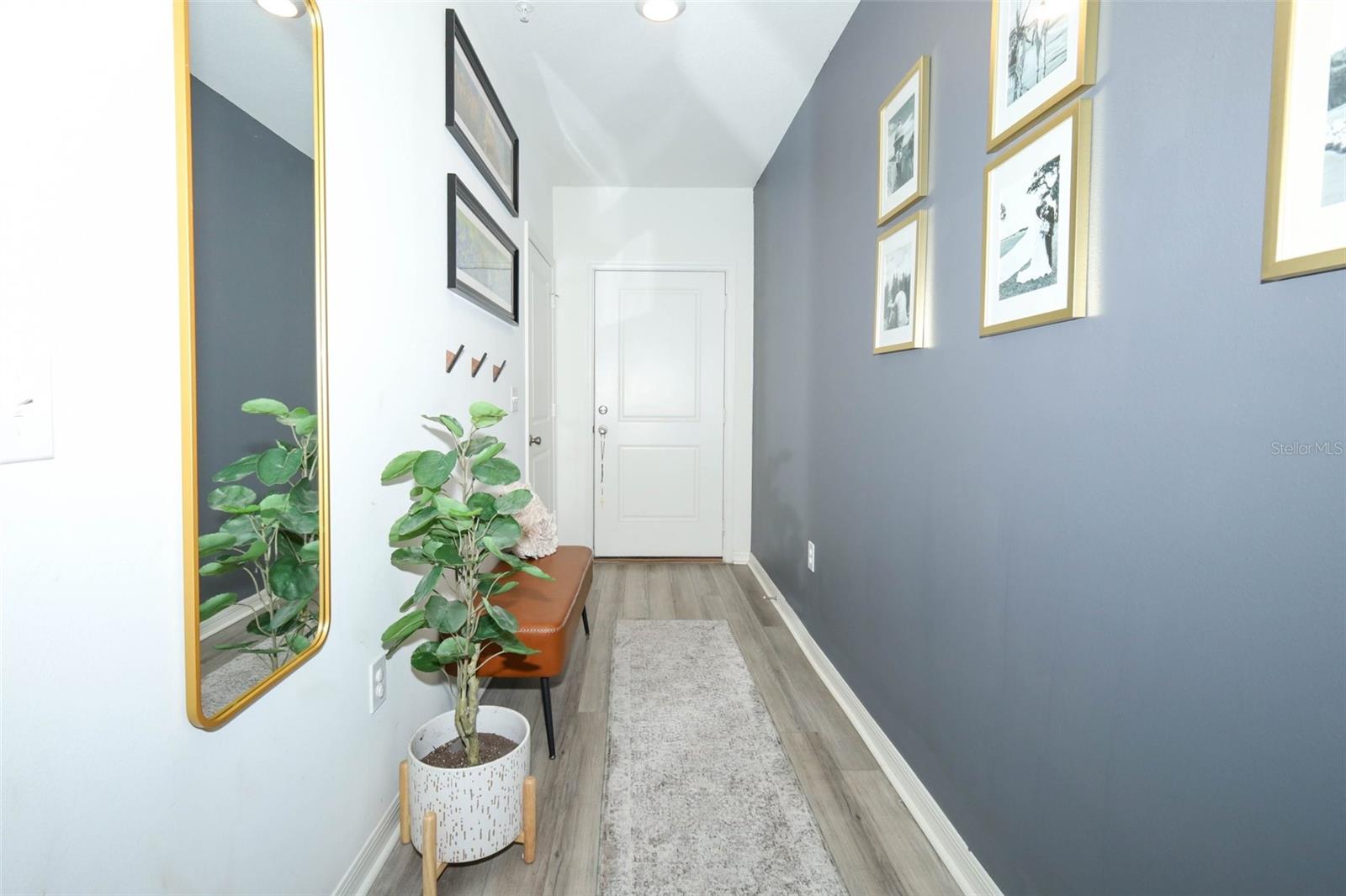 LANDINGS AT RIVERBEND - Residential Lease