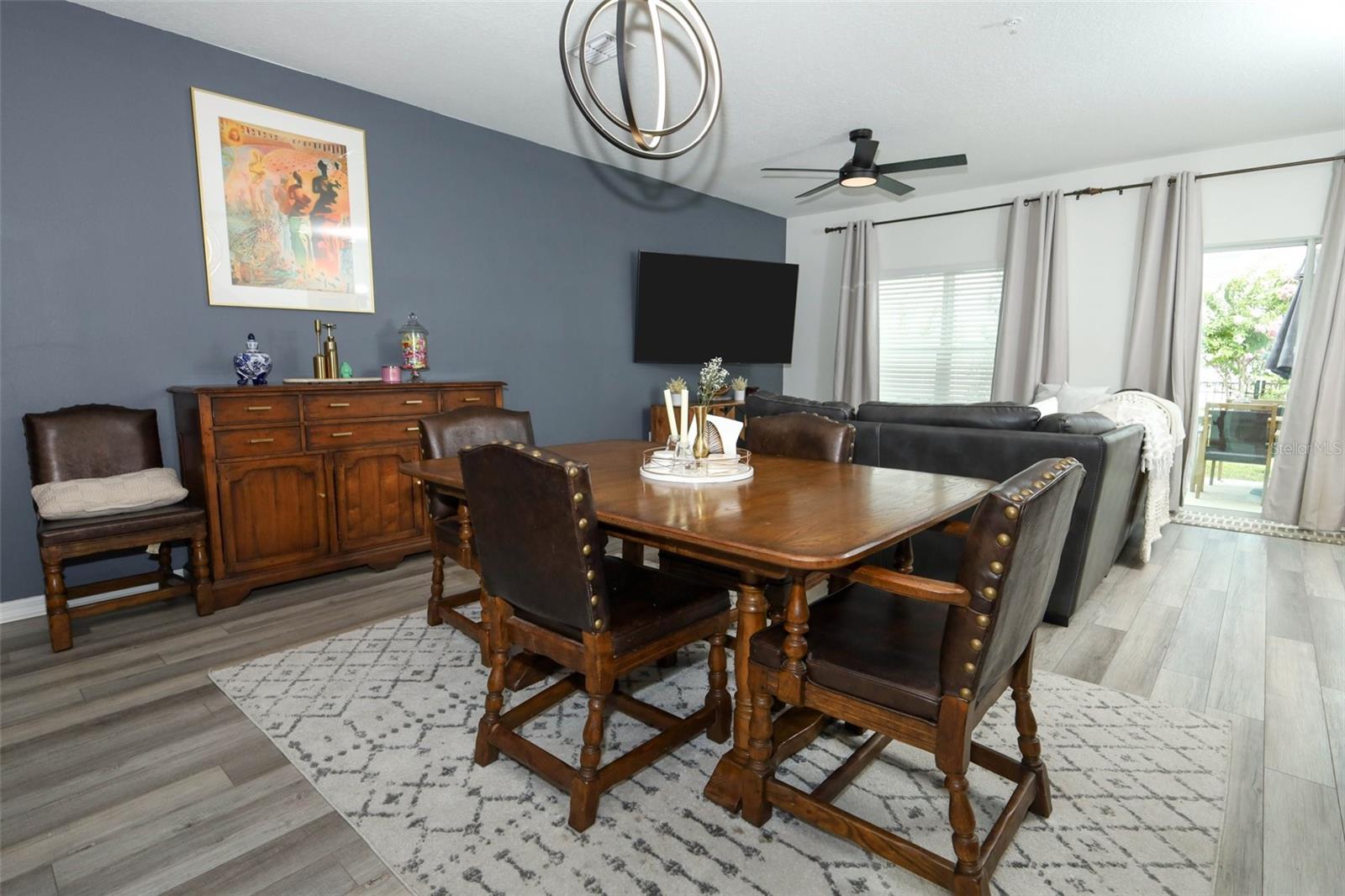 LANDINGS AT RIVERBEND - Residential Lease