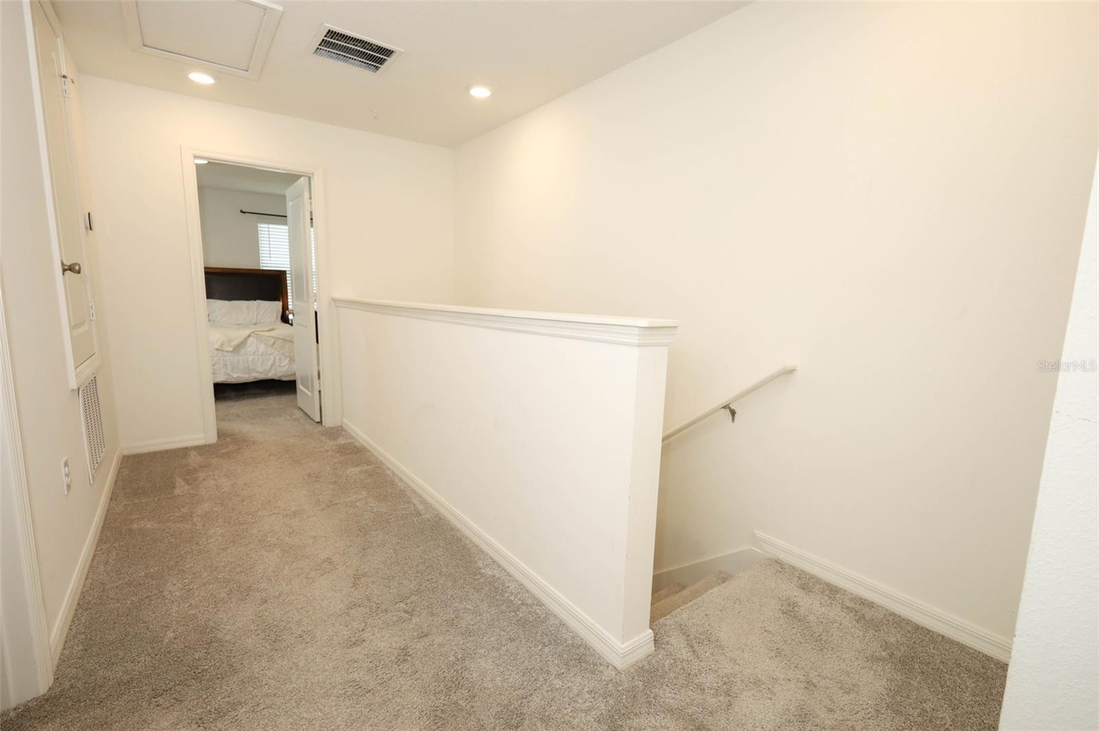 LANDINGS AT RIVERBEND - Residential Lease