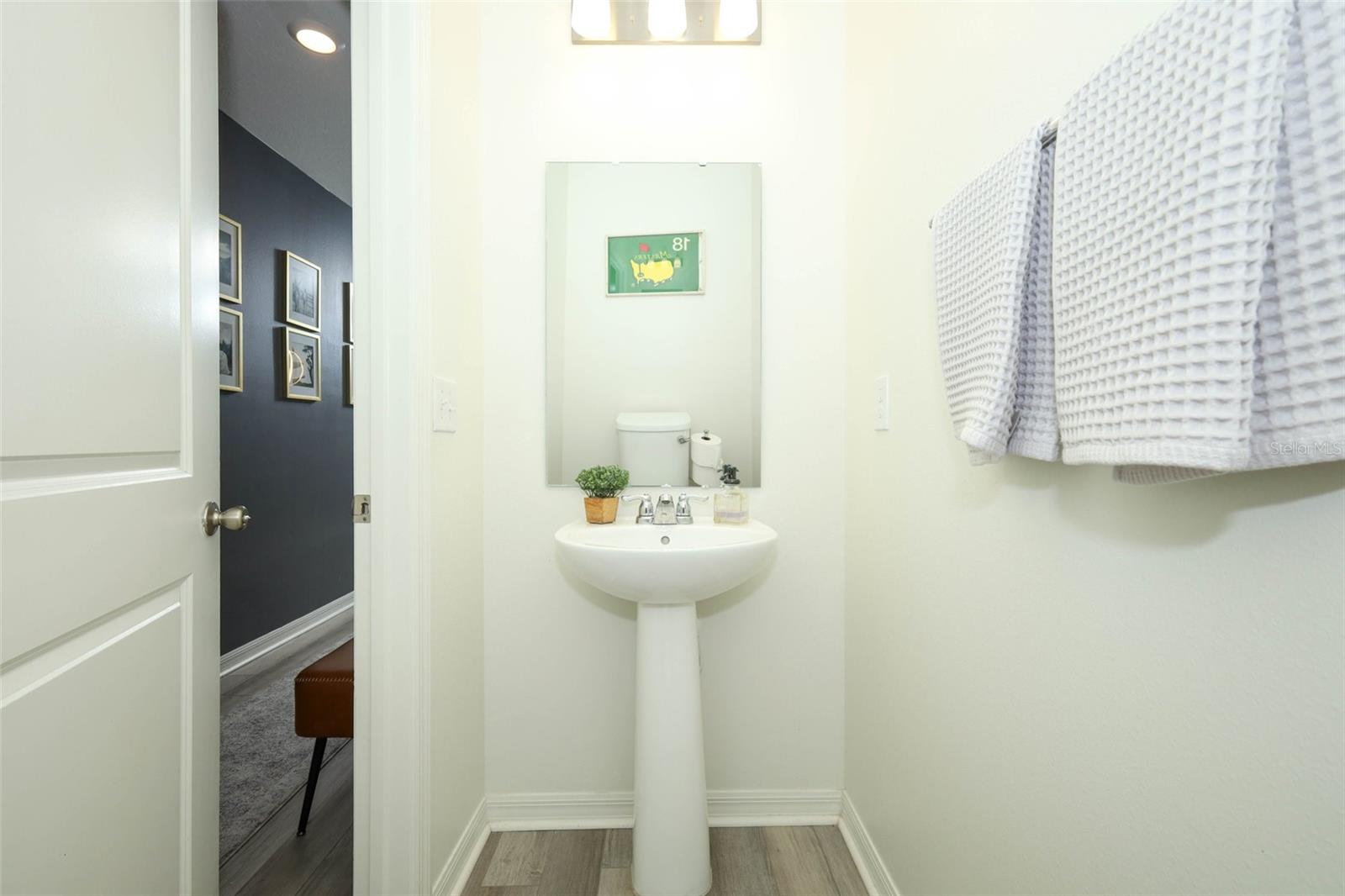 LANDINGS AT RIVERBEND - Residential Lease