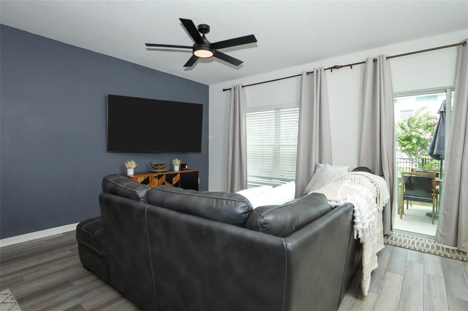 LANDINGS AT RIVERBEND - Residential Lease