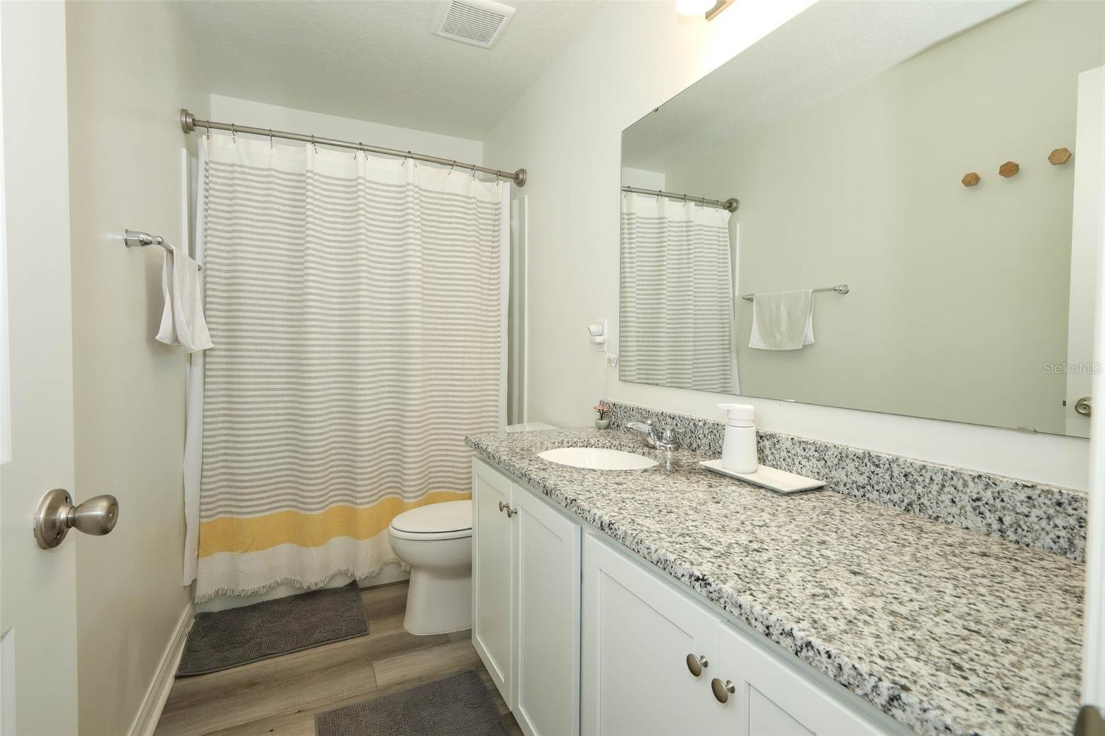 LANDINGS AT RIVERBEND - Residential Lease