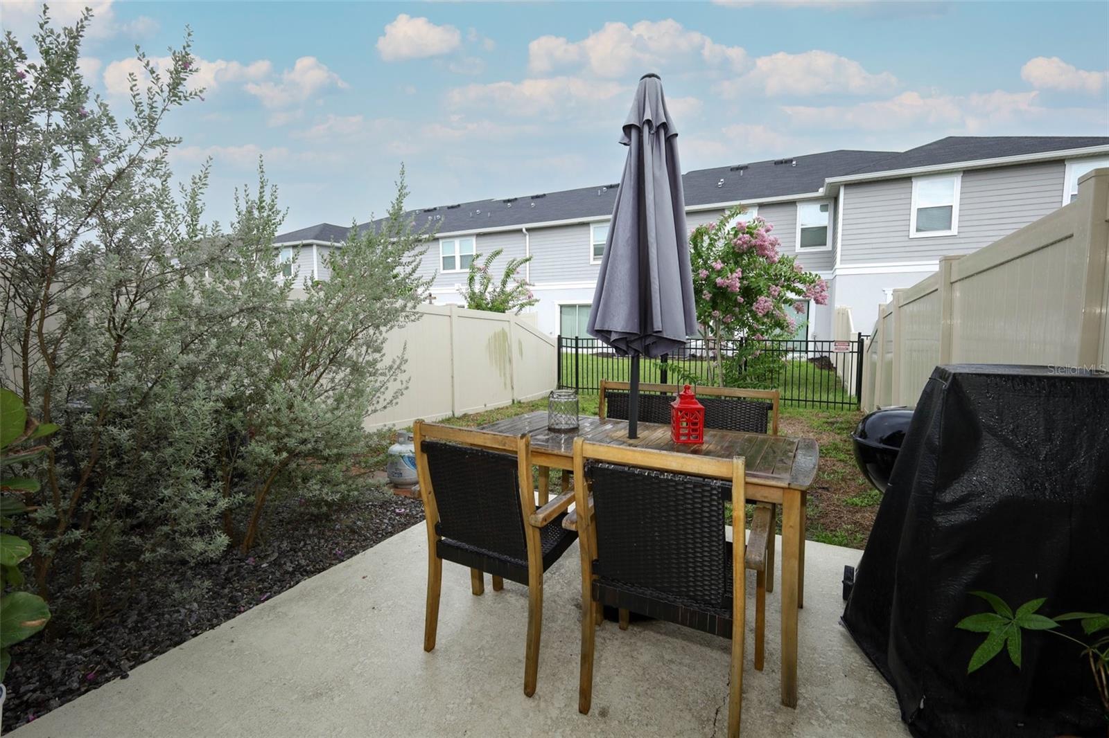 LANDINGS AT RIVERBEND - Residential Lease