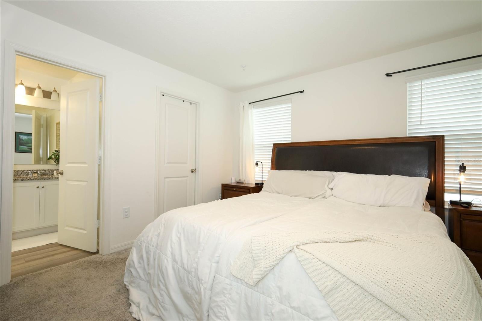 LANDINGS AT RIVERBEND - Residential Lease