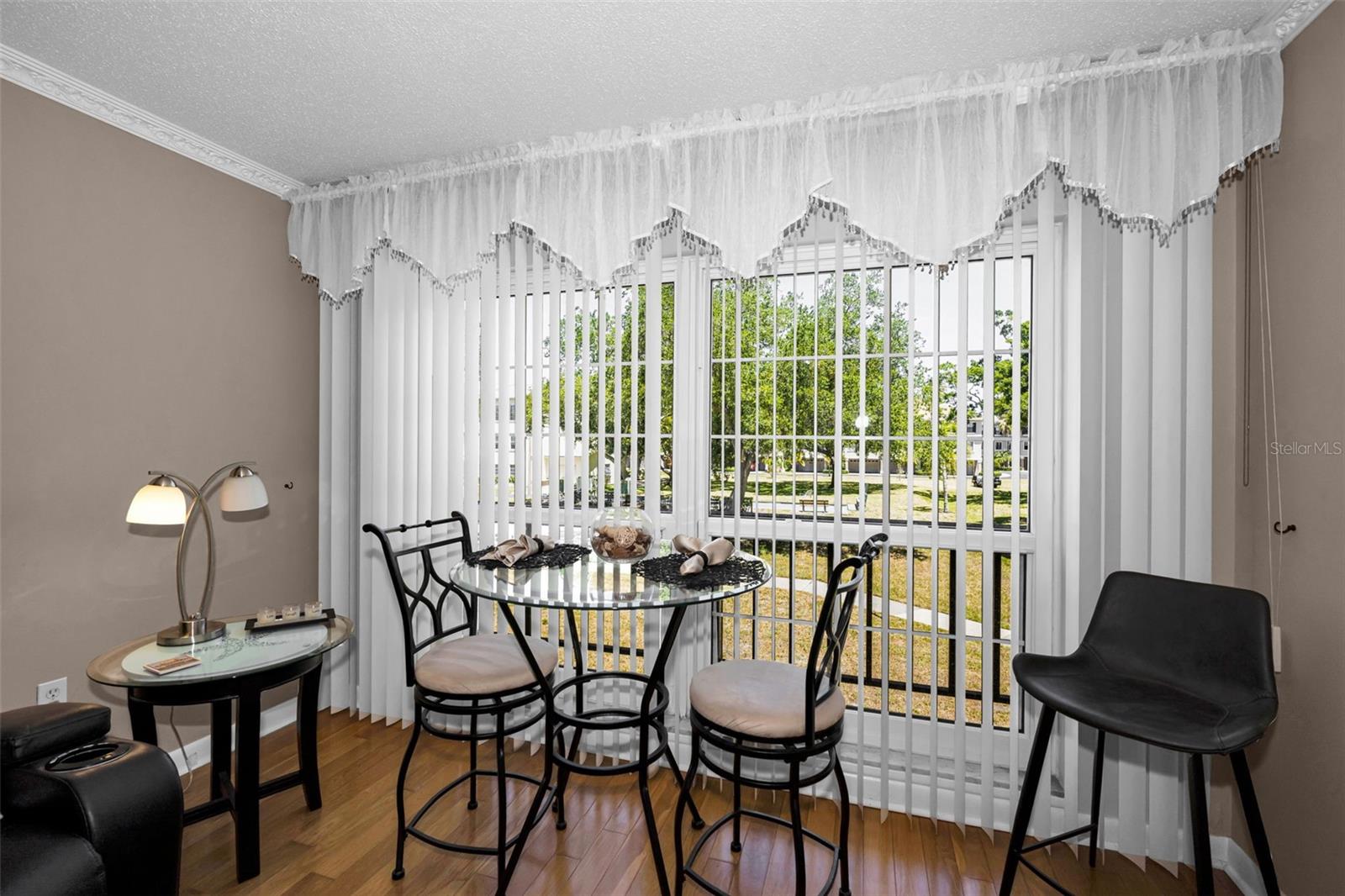 MEDITERRANEAN MANORS - Residential