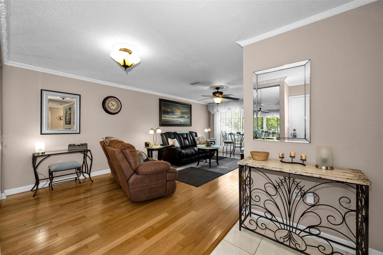 2700 BAYSHORE BOULEVARD 2205