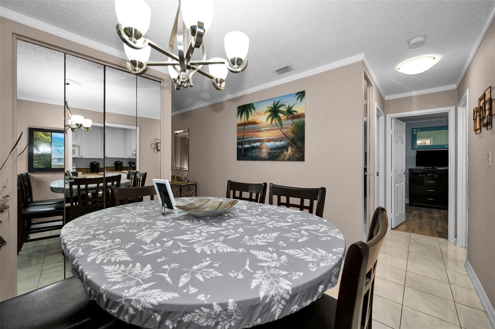 MEDITERRANEAN MANORS - Residential