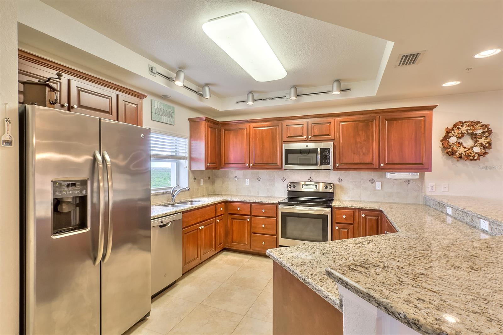 Ocean Walk/New Smyrna Beach Bl - Residential