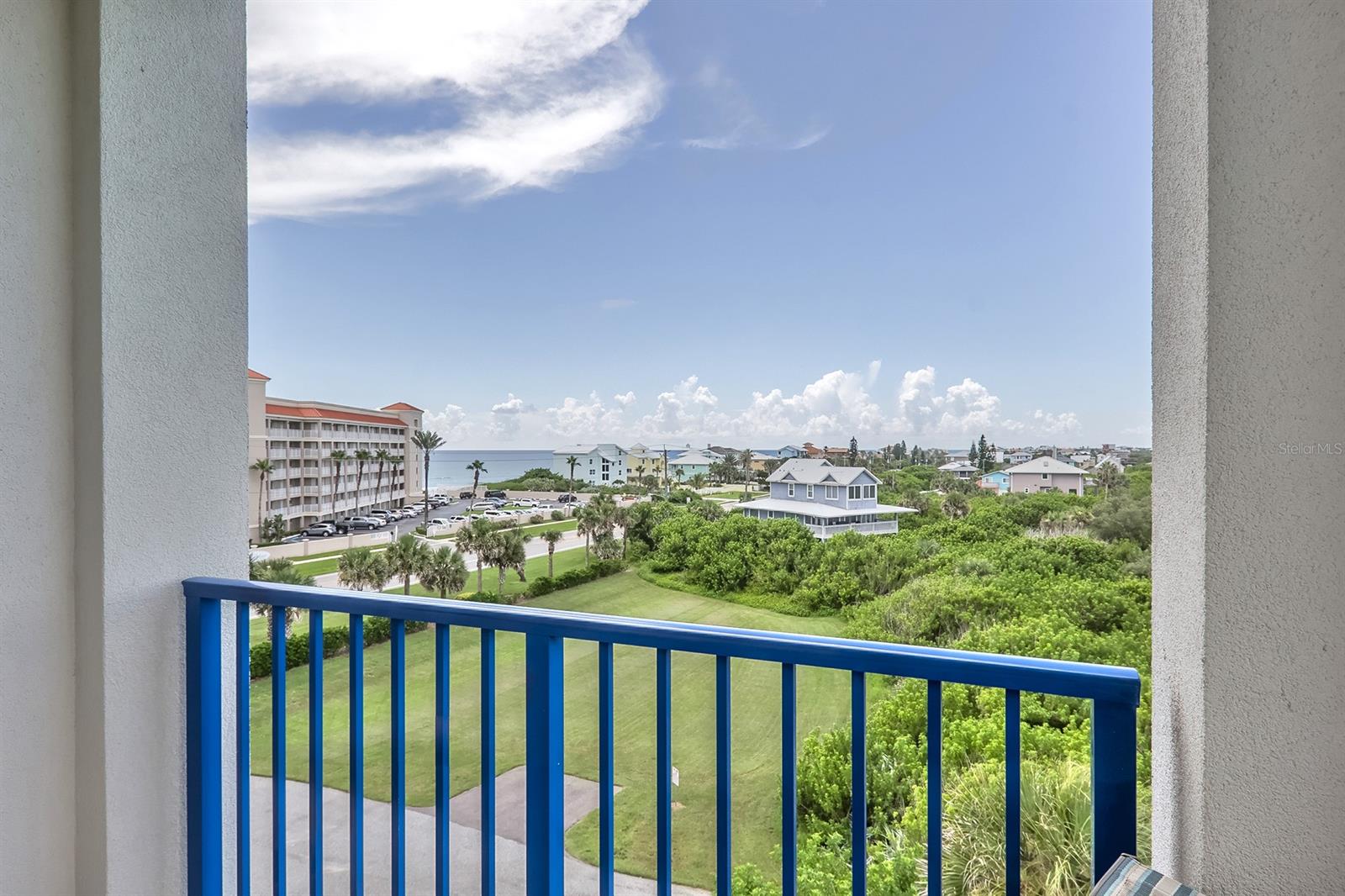 Ocean Walk/New Smyrna Beach Bl - Residential