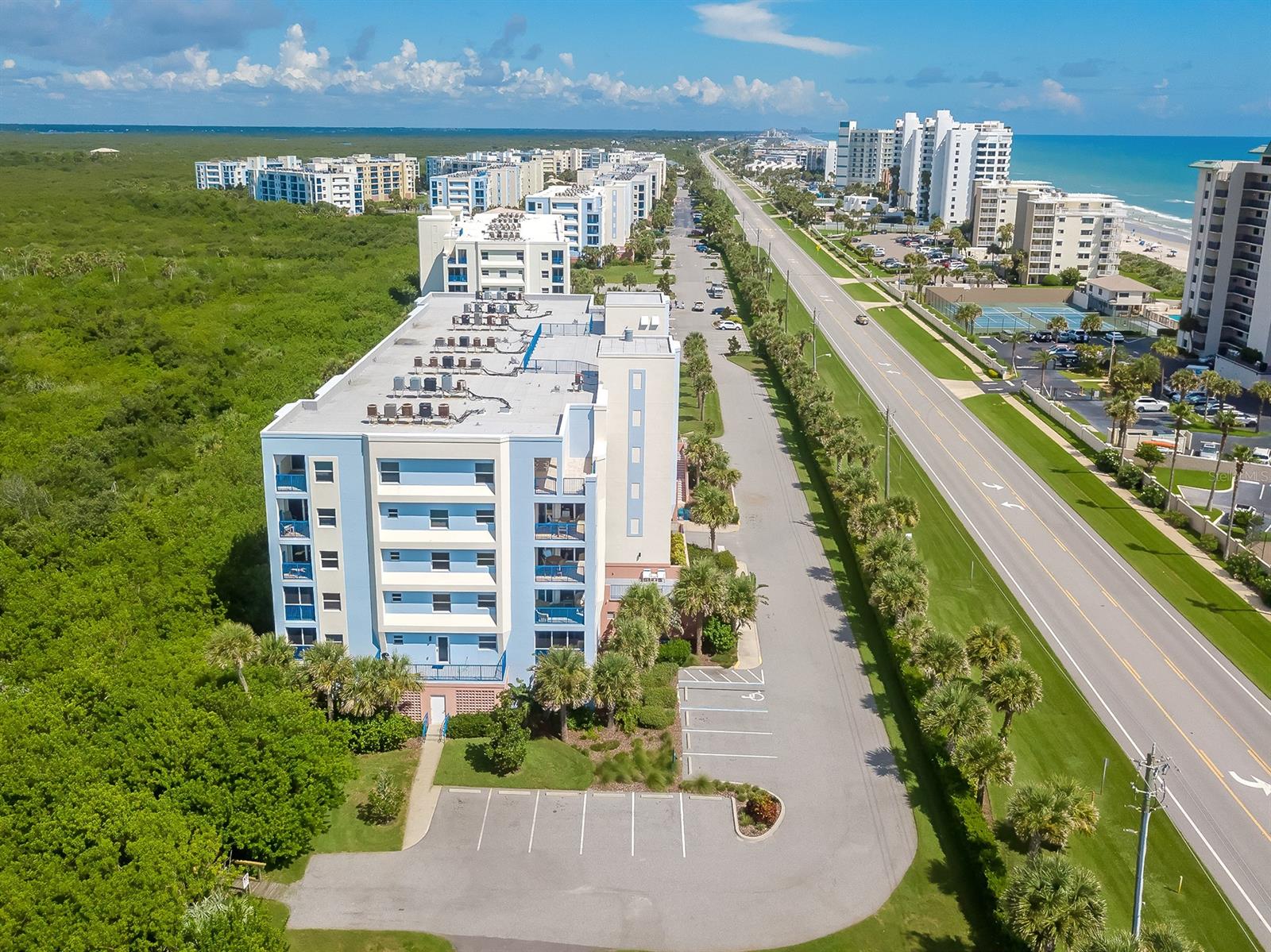 Ocean Walk/New Smyrna Beach Bl - Residential