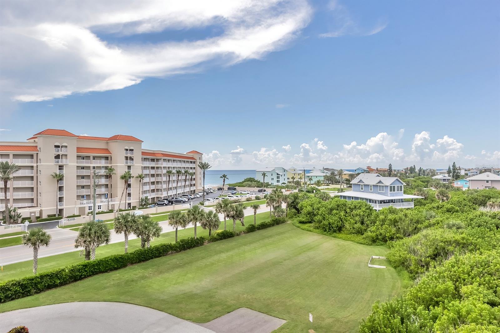 Ocean Walk/New Smyrna Beach Bl - Residential