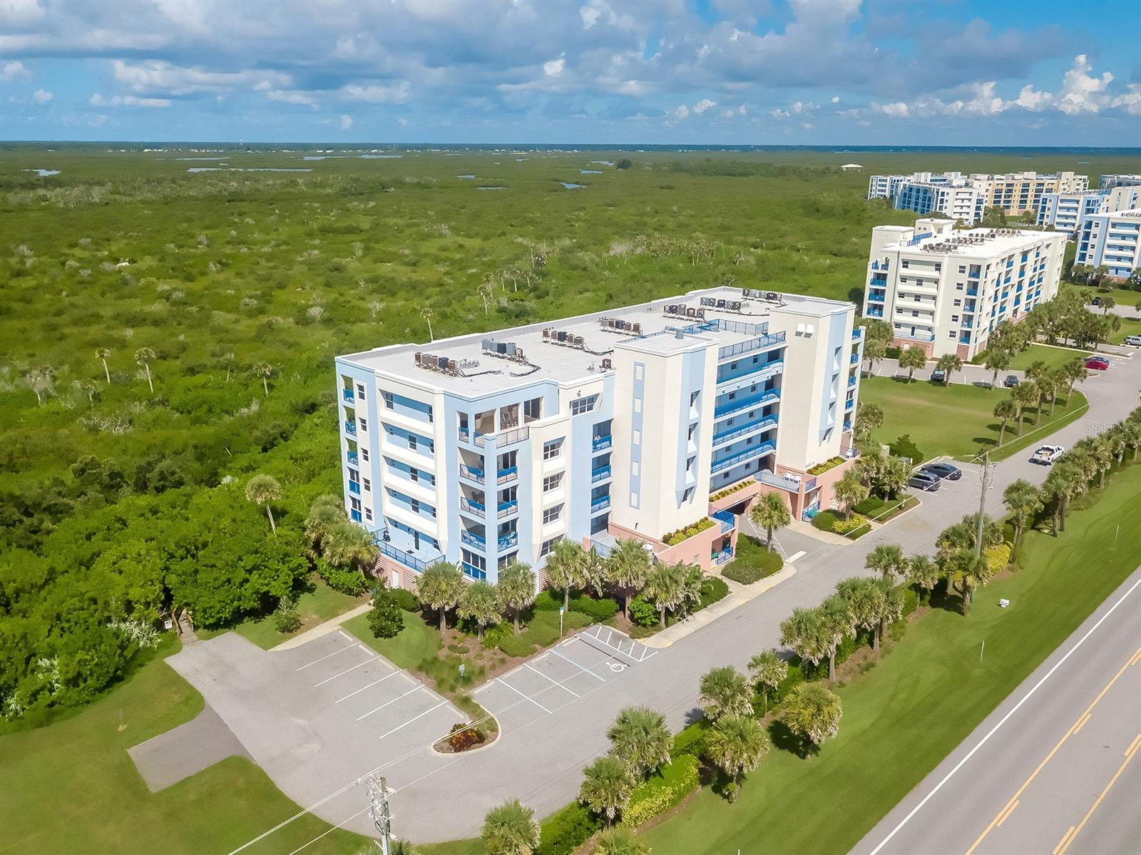 Ocean Walk/New Smyrna Beach Bl - Residential