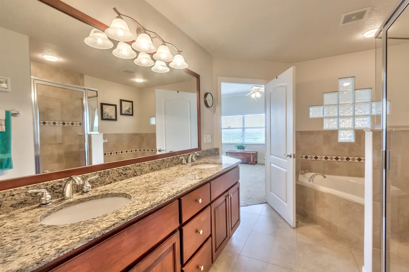 Ocean Walk/New Smyrna Beach Bl - Residential