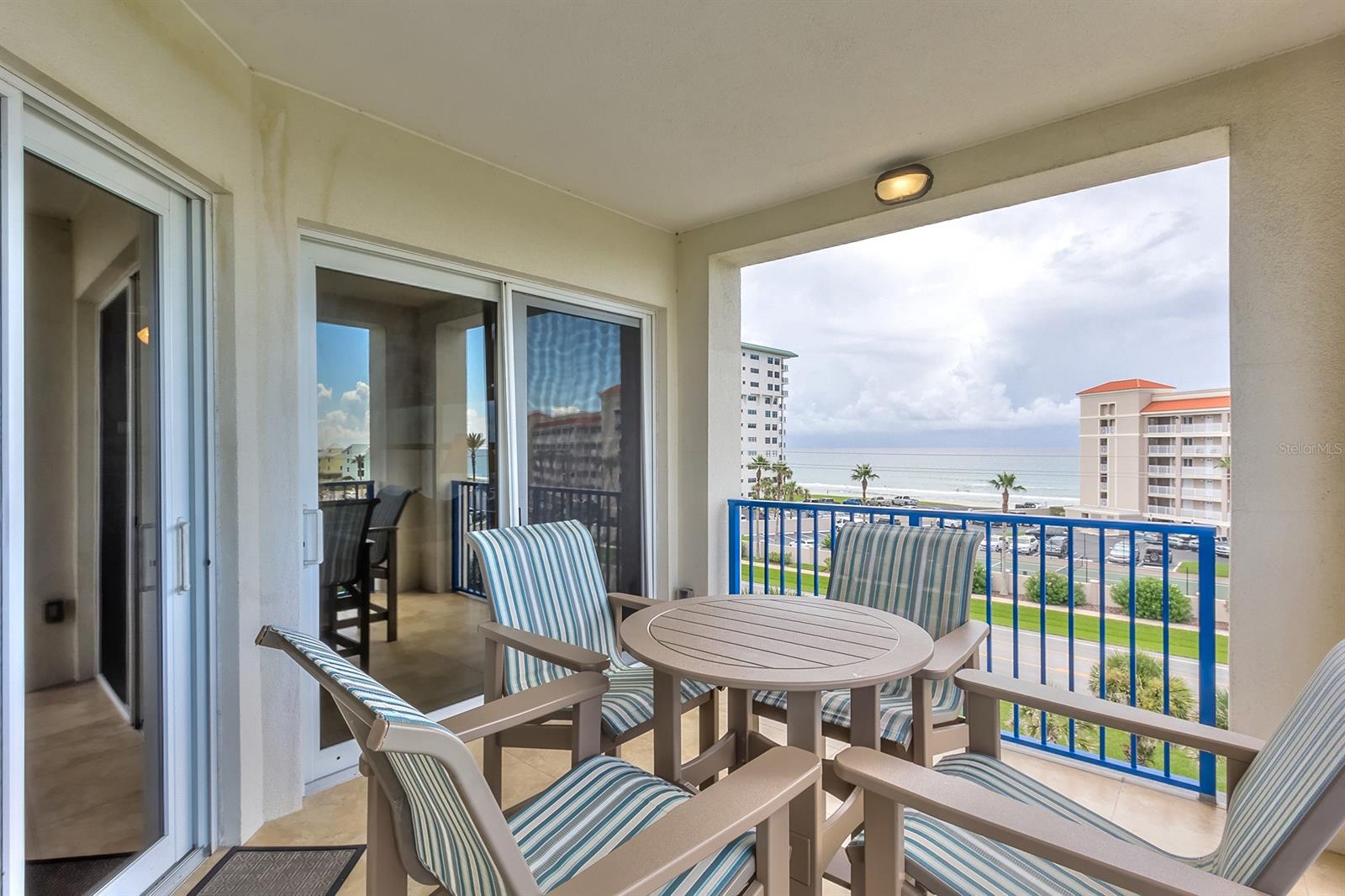 Ocean Walk/New Smyrna Beach Bl - Residential