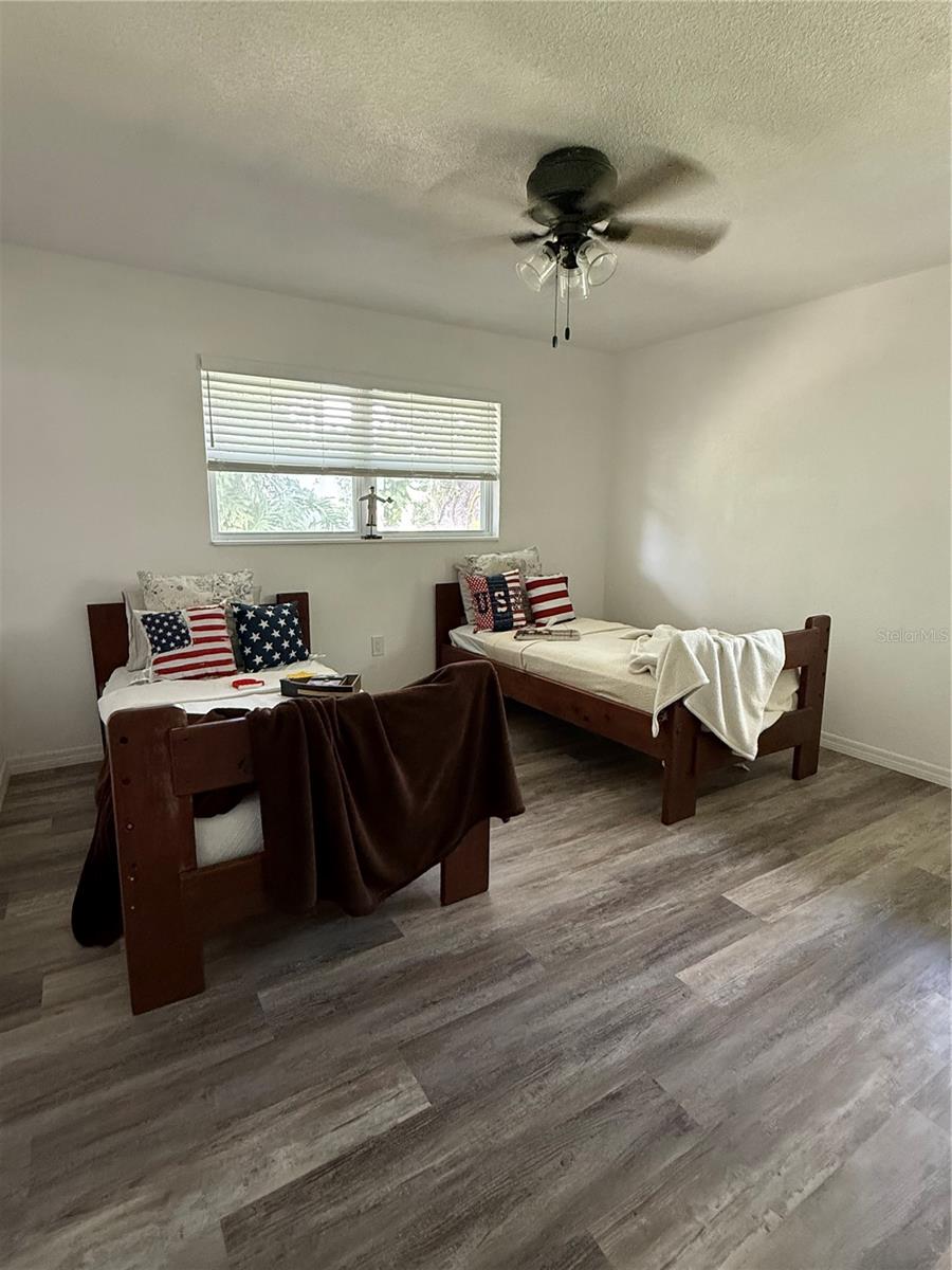 HIGHLAND SHORES FOURTH UNIT - Residential