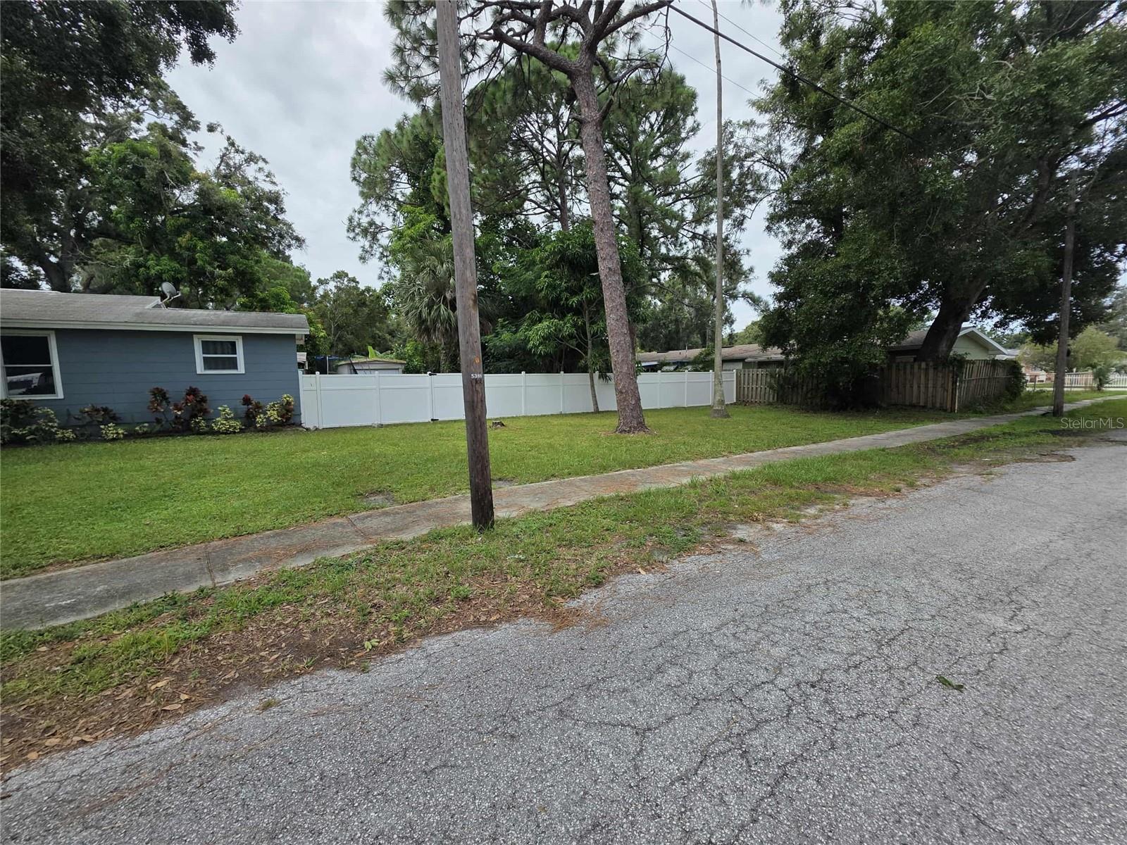 PINELLAS PARK - Residential