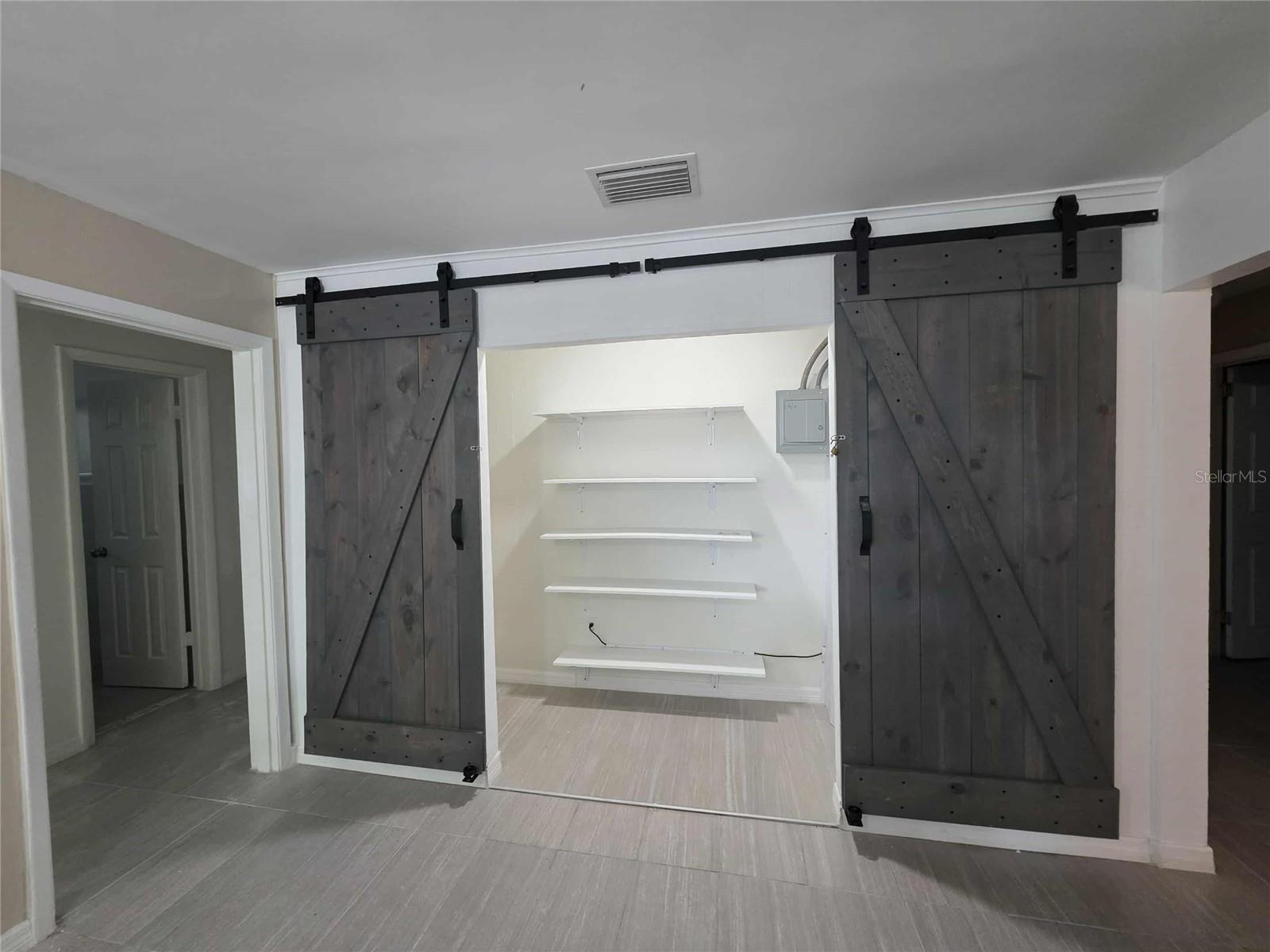 PINELLAS PARK - Residential