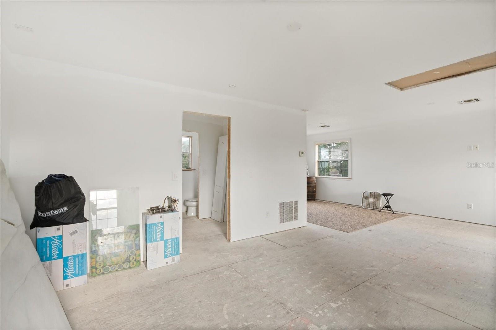 SPRING OAKS UNIT 4 - Residential