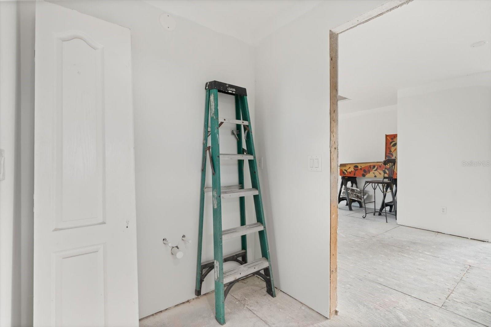 SPRING OAKS UNIT 4 - Residential