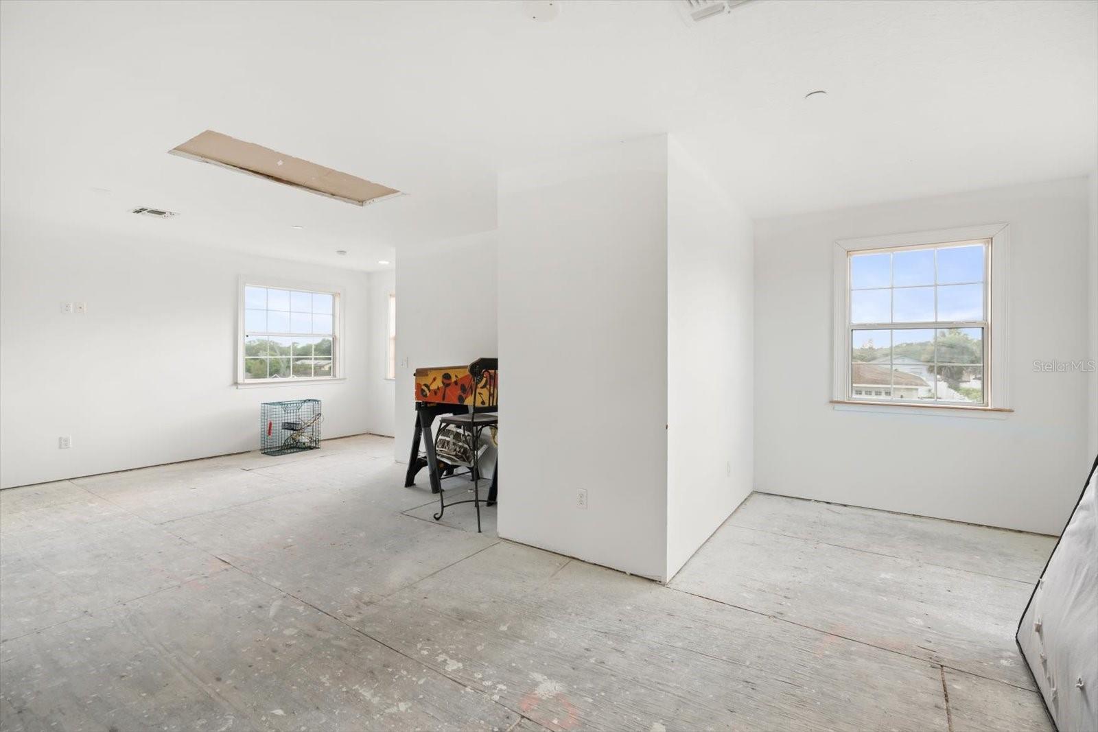SPRING OAKS UNIT 4 - Residential