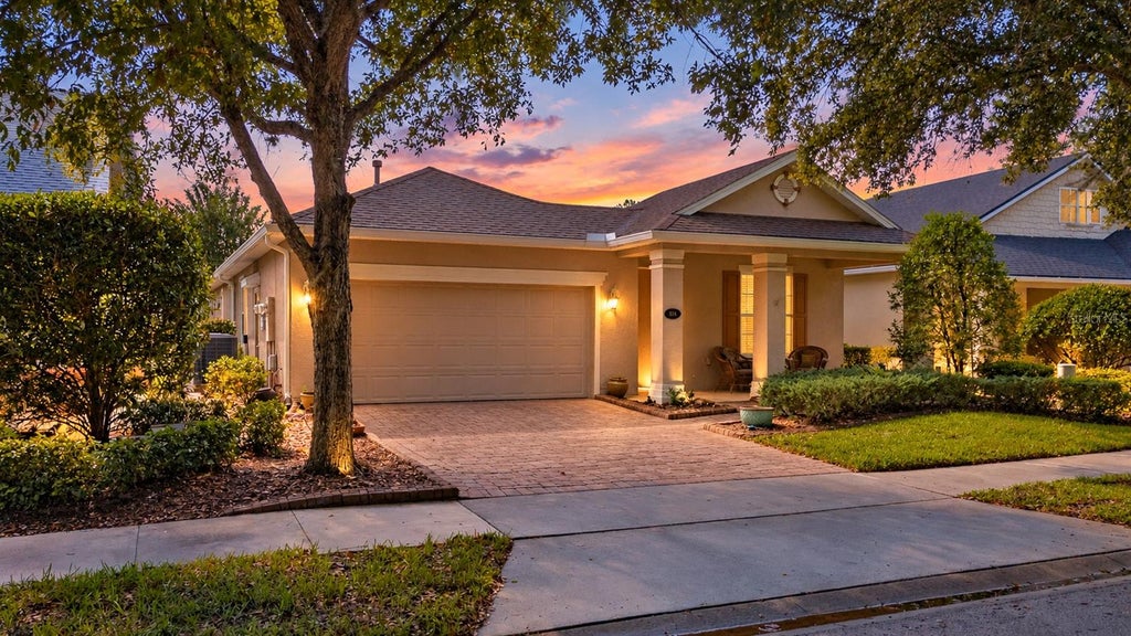 Photo of 1594 Lincolnshire Drive, Deland, FL 32724 (MLS # V4951981)