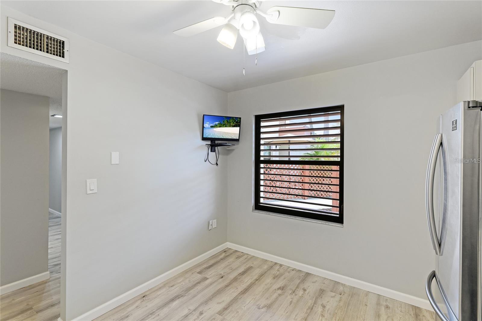 SPRING LAKES VI - Residential