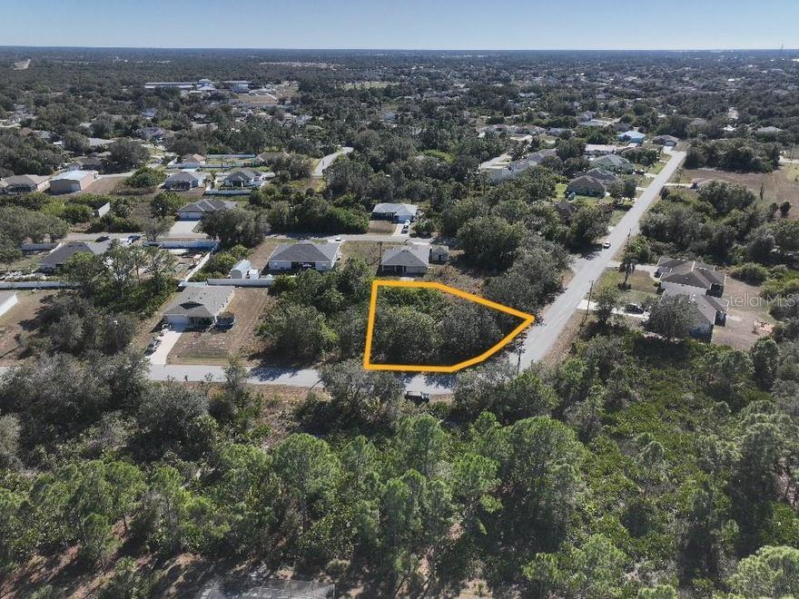 Large Corner lot in an established neighborhood of North Port. Seller Financing is available. Not Flood Zone, No HOA , flood zone insurance is not required. Plenty of space to build your dream home and backyard with pool. Easy access to I-75.
Perfect for anyone looking for a peaceful and tranquil area to build a home away from the hustle and bustle of the city on this large Lot.