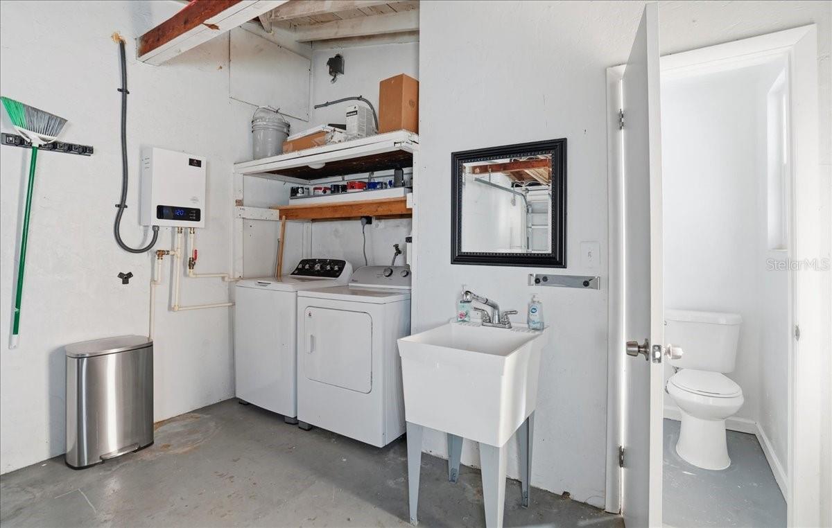 BLOSSOM LAKE VILLAGE SEC 2 - Residential