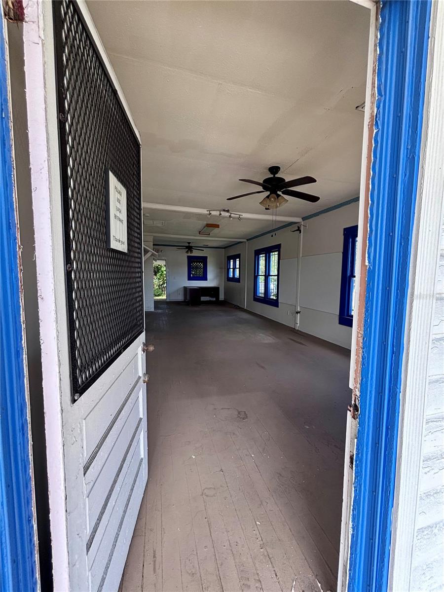 STETSON PLAZA - Commercial Sale