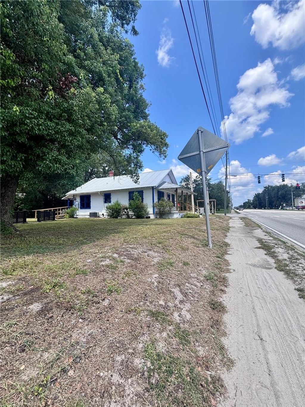 Photo of 490 N Spring Garden Avenue, Deland, FL 32720 (MLS # V4944535)