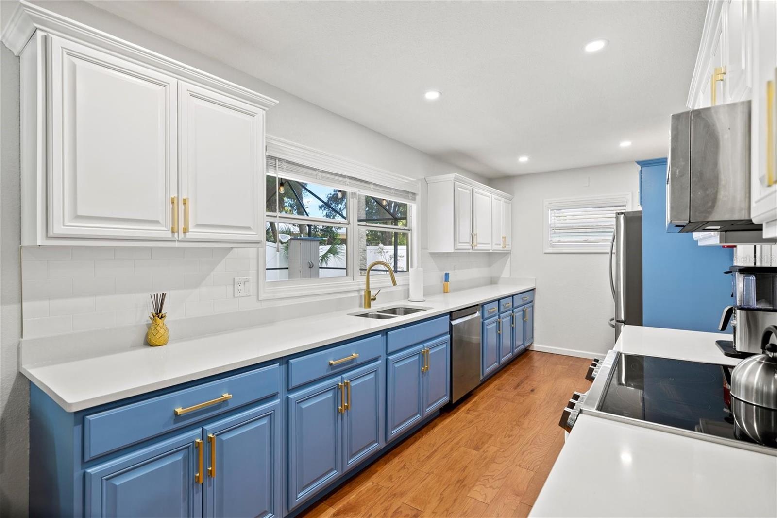 THOMPSON SUB - Residential Lease